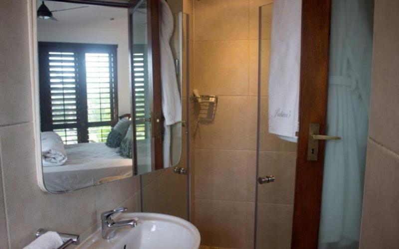 Jakita'S Guest House Ballito Bagian luar foto